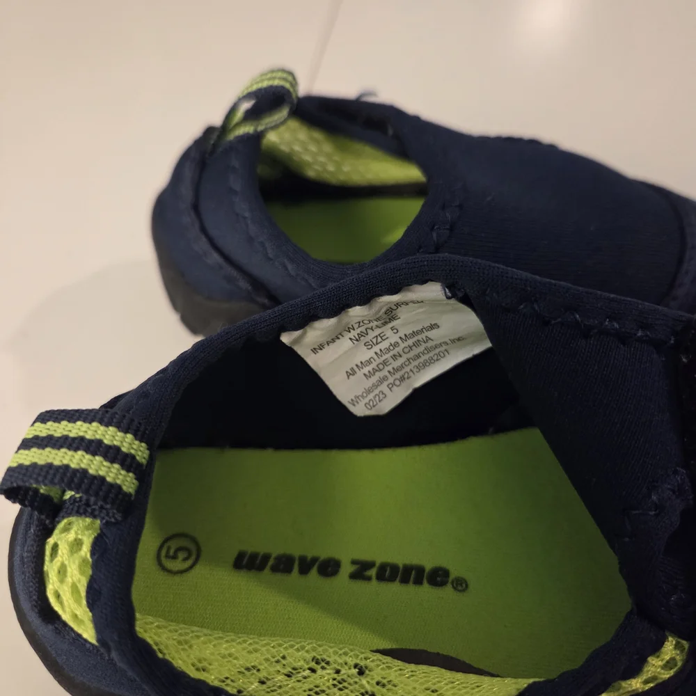 Wave Zone -  Navy Baby Walker Water Shoes - Size 5